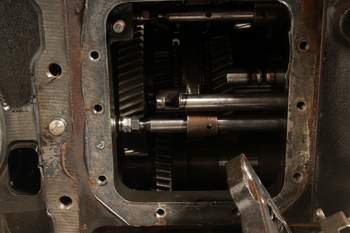 salg af Hinterachsen Valtra 8950