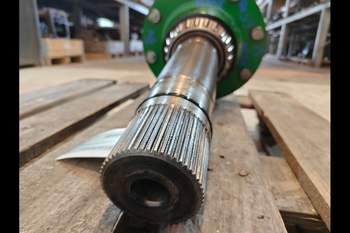salg af Hjulaksel John Deere 7530 Venstre
