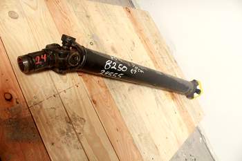 salg af Antriebswelle Massey Ferguson 8250