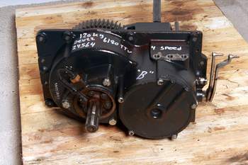 salg af Zapfwellengetriebe Deutz-Fahr Agrotron 6180 TTV