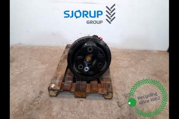 salg af New Holland TG285 RIGHT Rear Half Axle