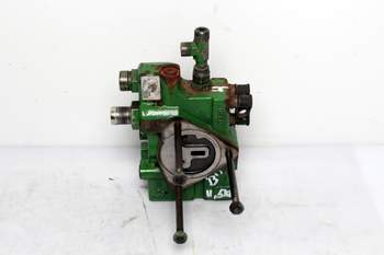 salg af Prioritätsventil John Deere 6420