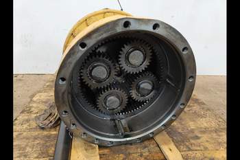salg af Endantrieb Hinterachse Volvo L70 F RECHT