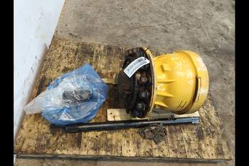 salg af Endantrieb Hinterachse Volvo L70 F RECHT