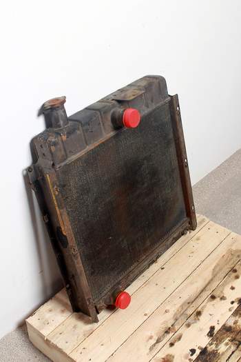 salg af Wasserkühler Massey Ferguson 3060