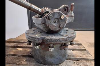 salg af Endandtrieb Vorderachse New Holland 8970A RECHT