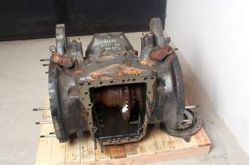 salg af Hinterachsen Massey Ferguson 7719