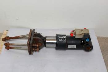 salg af Hydraulische Zylinder Landini 5079