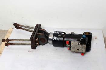 salg af Hydraulische Zylinder Landini 5079 