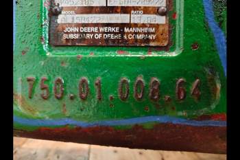 salg af John Deere 6820 LEFT Front axle house