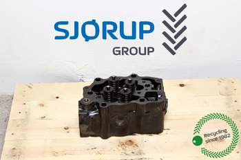 Liebherr A900 Cylinder head Liebherr A900 Cylinder head