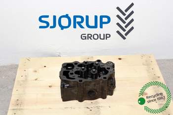 Liebherr A900 Cylinder head Liebherr A900 Cylinder head