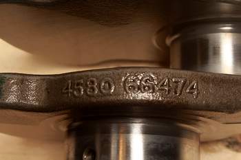 salg af Kurbelwelle Massey Ferguson 7495