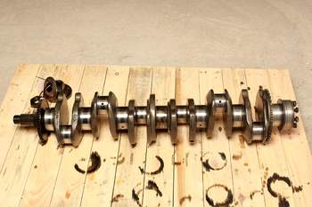 salg af Kurbelwelle Massey Ferguson 7495