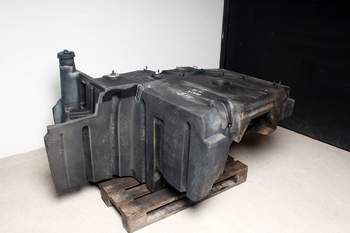 salg af Kraftstofftank John Deere 8530