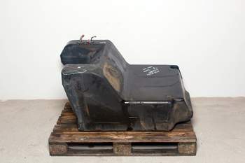 salg af Kraftstofftank Massey Ferguson 8250