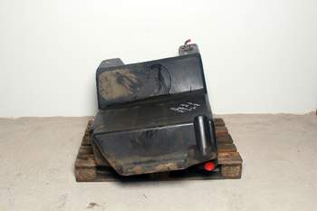 salg af Kraftstofftank Massey Ferguson 8250