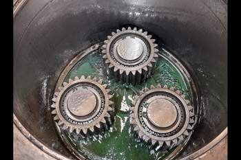 salg af Endandtrieb Vorderachse John Deere 6155R RECHT