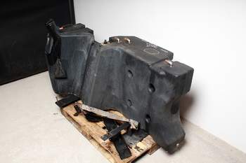 salg af Kraftstofftank Deutz-Fahr Agrotron TTV630