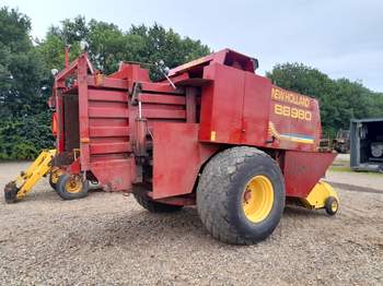 salg af New Holland BB980 Baler