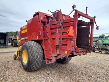 salg af New Holland BB980 Baler