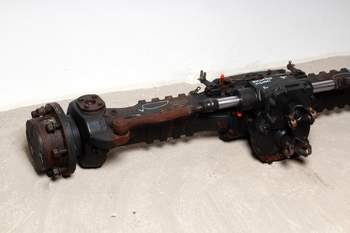salg af Zerlegte Vorderachsen New Holland LM435