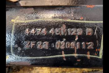 salg af Hinterachsgehäuse JCB 426 RECHT