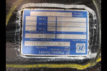 salg af Hinterachsgehäuse JCB 426 RECHT