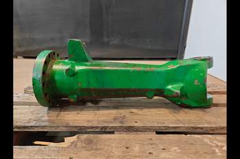 salg af Vorderachsgehäuse John Deere 6820 LINKS