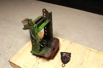 salg af Anhängerkupplung John Deere 6400