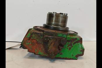 salg af John Deere 3050 RIGHT Front Axle, Swivel Housing