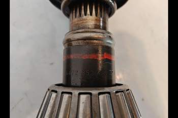 salg af John Deere 3050 Front axle differential