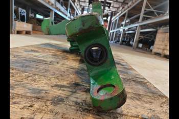 salg af John Deere 3050 RIGHT Front axle house