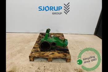 John Deere 3050 RIGHT Front axle house John Deere 3050 RIGHT Front axle house