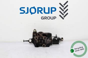salg af Hydraulisch bremse ventil Massey Ferguson 6465