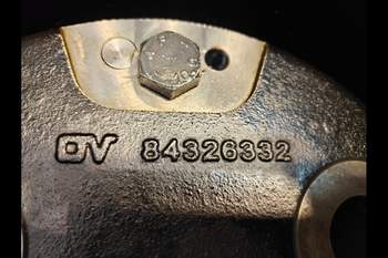 salg af Endandtrieb Vorderachse New Holland T7.315 RECHT