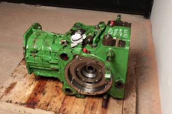 salg af Hinterachsen John Deere 6230