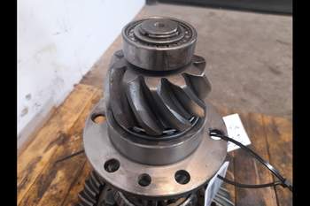 salg af Differentiale, Hinterachsen Massey Ferguson 4270