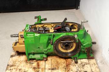 salg af Hinterachsen John Deere 1950