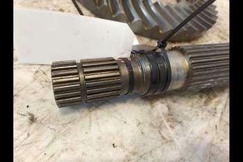 salg af Differentiale, Hinterachsen New Holland T7.190