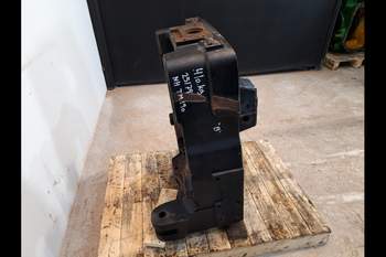 salg af Vorderachsbock New Holland TM190