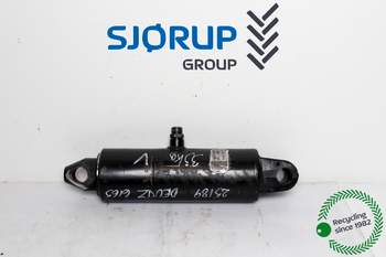 Begagnade lyftcylindrar Deutz-Fahr Agrotron 6165 V�NSTER Begagnade lyftcylindrar Deutz-Fahr Agrotron 6165 V�NSTER