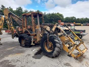 salg af zerlegte Baggerlader Hydrema 906 F