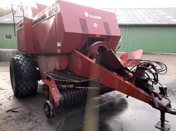 salg af Hesston 4900 Baler