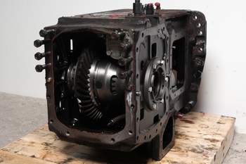 salg af Hinterachsen Valtra T 140
