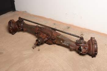 salg af Zerlegte Vorderachsen New Holland 4835