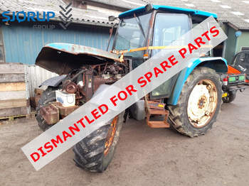 salg af New Holland 4835 tractor