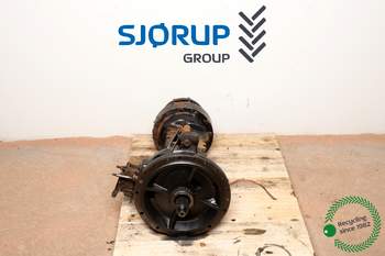 salg af Massey Ferguson 4255 LEFT Rear Half Axle
