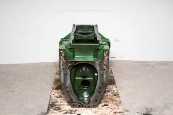 salg af Ölwanne John Deere 8400R