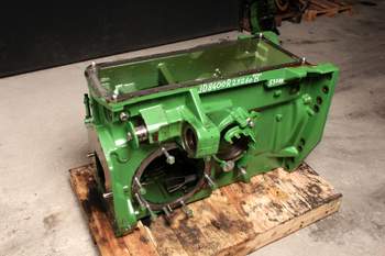 salg af Ölwanne John Deere 8400R
